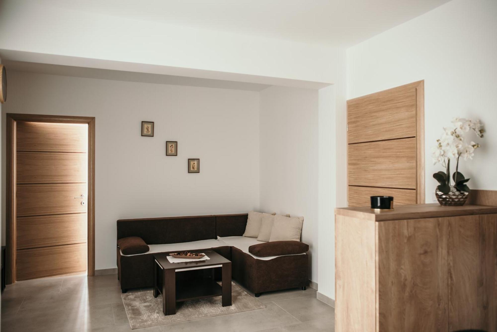Apartman Krznaric Zupanja Exterior foto